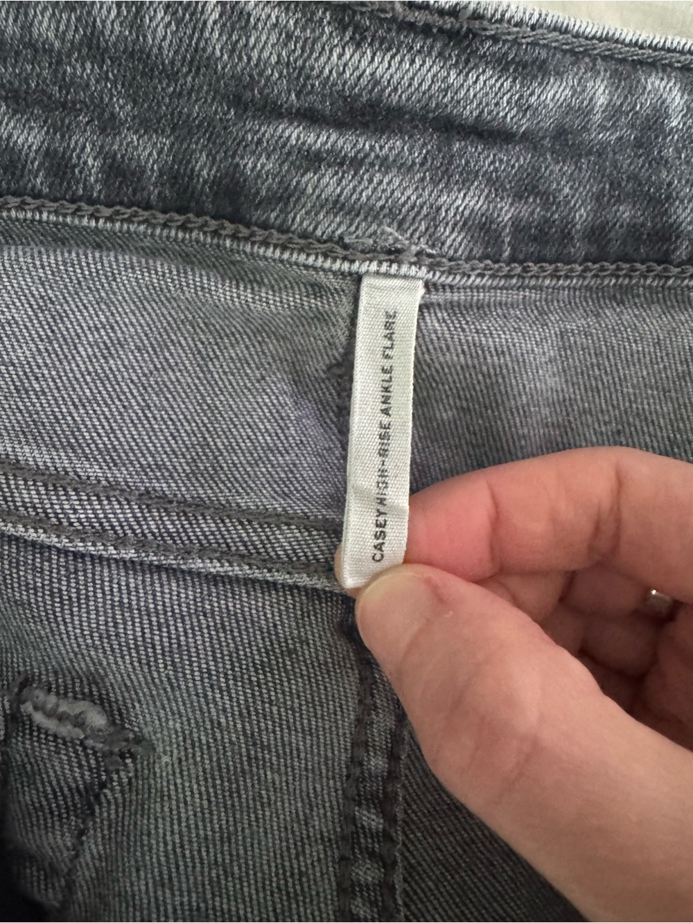 Women's Rag & Bone Casey High-Rise Harley Wash Cropped Ankle Flare Jeans Size 28 - Picture 7 of 10